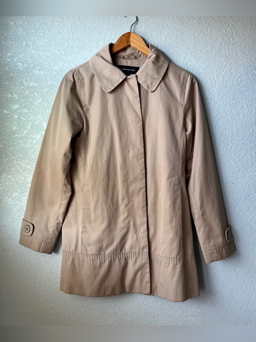 Jones New York Women’s Beige Lightweight Trench Coat Jacket Size Small
